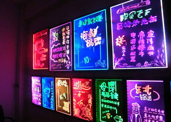 واي فاي RGB LED مضاءة مجلس الكتابة في الهواء الطلق التمرير أدت علامة الإعلان